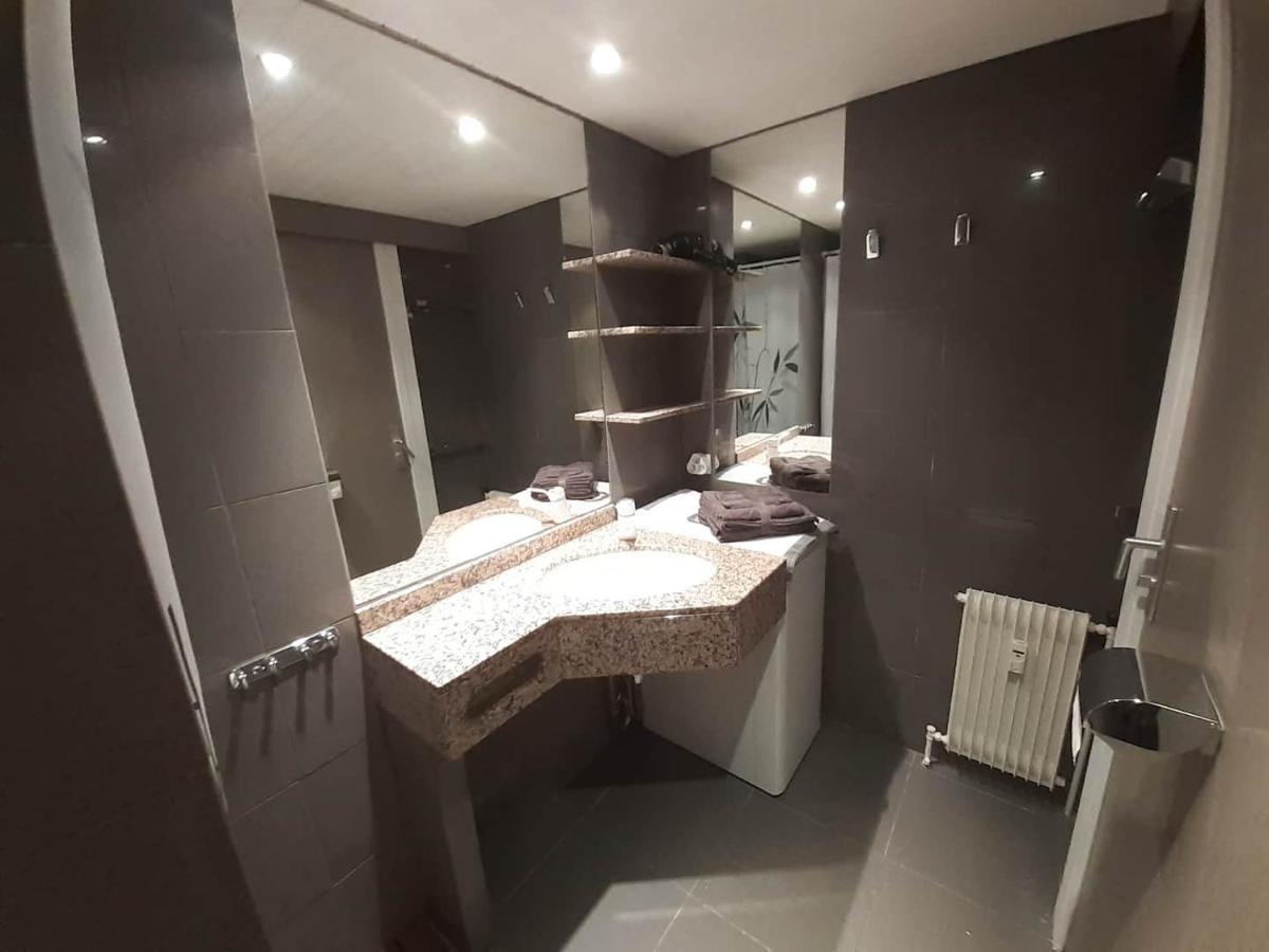 Studio Quartier Calme Centre Ville Vue Mont Blanc Chamonix Exterior photo
